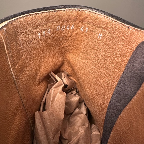 AUTHENTIC VINTAGE Gucci black buckle boots *never worn* - Picture 6 of 8